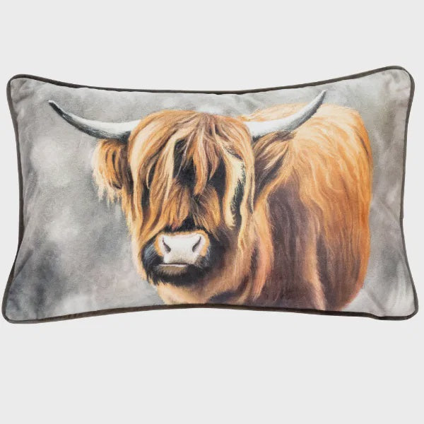Clyde Highland Cow Rectangular Cushion
