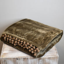 Load image into Gallery viewer, Pom Pom Throw - Earth Brown
