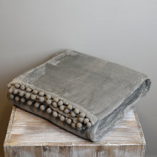Load image into Gallery viewer, Pom Pom Throw - Grey
