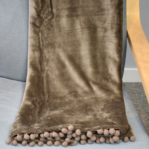 Pom Pom Throw - Earth Brown